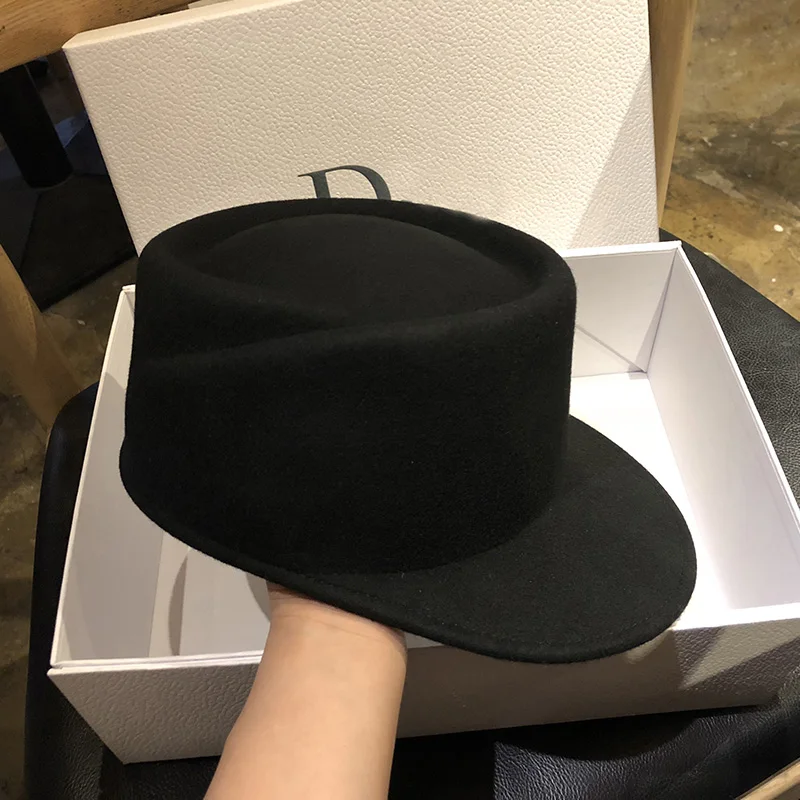 2023 VRIGINER New Wool Winter Autumn Cap Vintage Simple Solid Color Lady Men Fedoras Wool Felt Square Fedoras Equestrian Hats