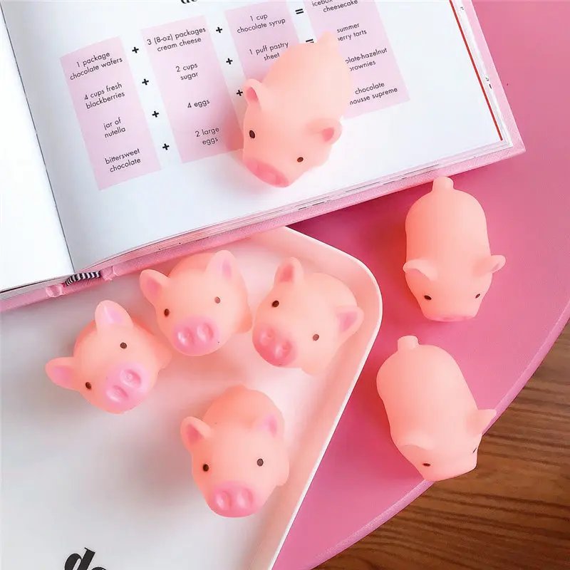 1Pcs ใหม่น่ารัก4.5ซม.ของเล่นสุนัขสีชมพูกรีดร้องหมูสัตว์เลี้ยงของเล่น Squeaker Squeaker Chew ของขวัญตกแต่งบ้าน