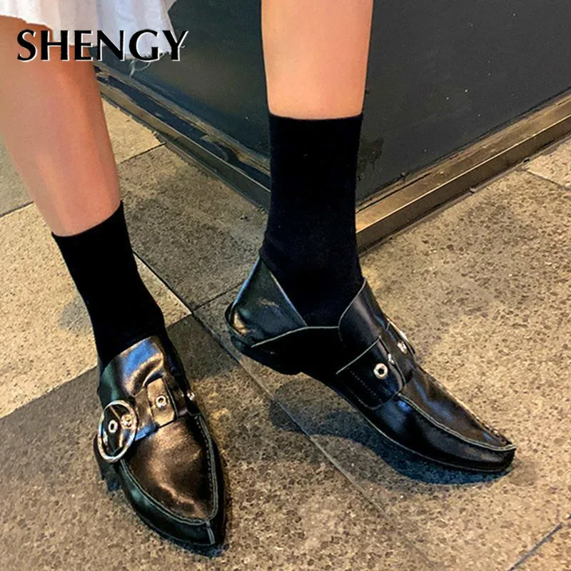 2023 Luxury Women Pointed Toe Ring Belt Loafers Slip-on Casual Officical Elegance Footwear Ladies Sandals