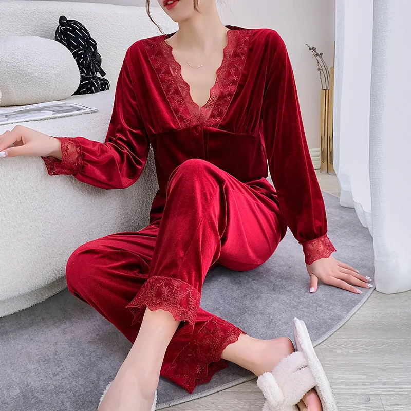 

Winter Velvet Pijamas Trouser Suits Female Velour Pajamas 2PCS Sleepwear Set Autumn Winter Loose Long Sleeve Home Wear Lingerie