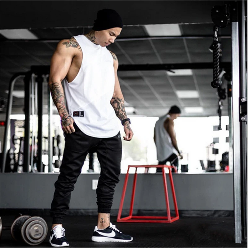 Summer Newest Brand Mens Tank Top Curved Hem Patchwork Gyms Stringers Vest Bodybuilding Clothing Fitness Man Tanks Tops