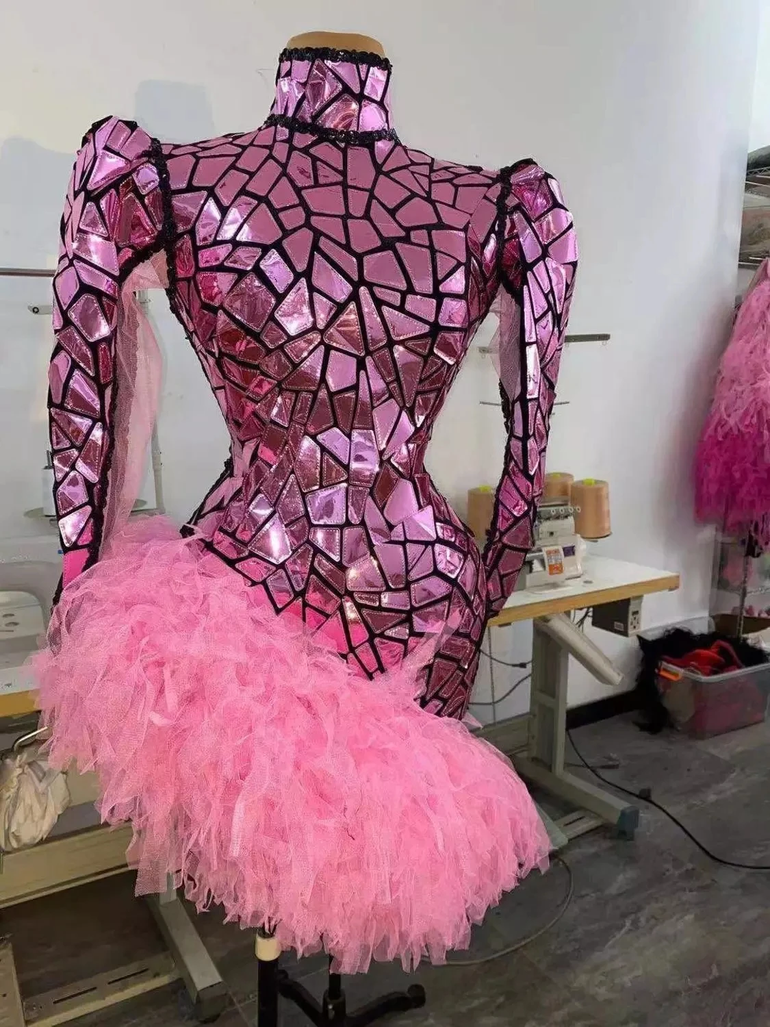 Vestido rosa con espejo, disfraz de escenario para cantante, mujer, rosa, manga larga, espalda descubierta, encaje ajustado, Sexy, fiesta, graduación, vestidos de cumpleaños