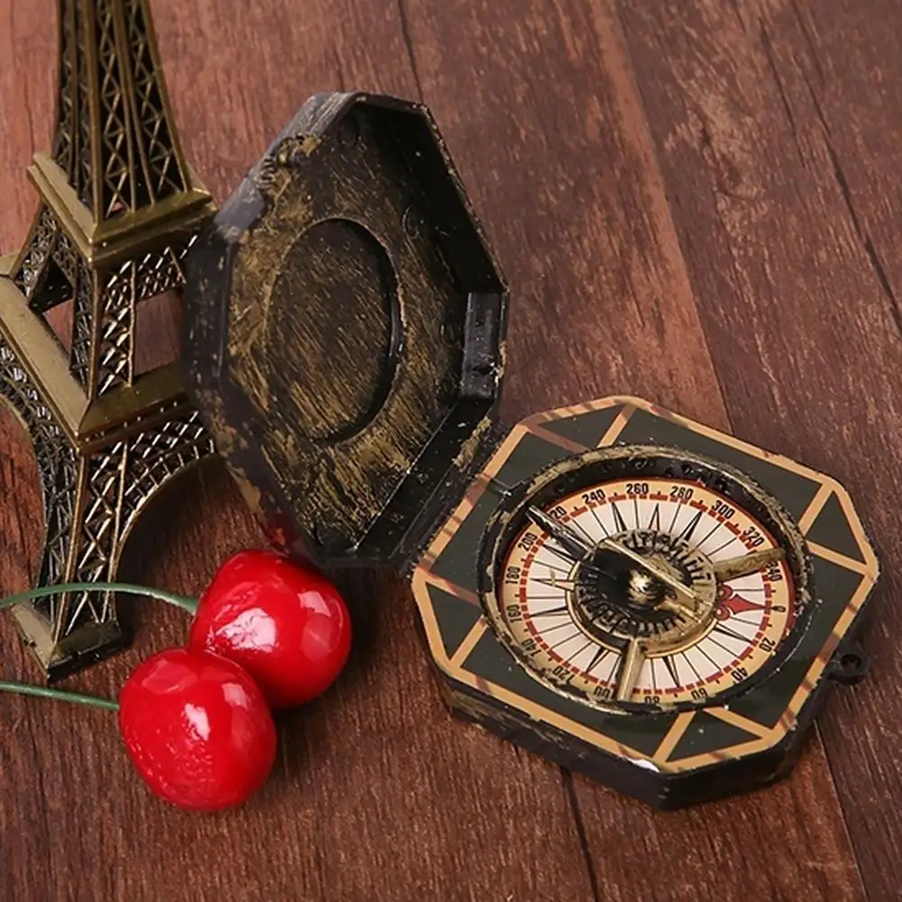 4/6Pcs Vintage Hallowmas Party Fancy Toy Compass for Pirates Caribbean Toy Compass Gift Kids Compass