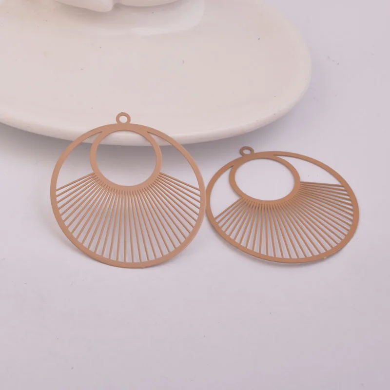 30 Stück AB5957 40*43mm Großer Runder Stempelanhänger aus Messing mit Filigran-Motiv, Wasserzeichen-Anhänger, Schmuck- und Ohrring-Zubehör – Detail 9
