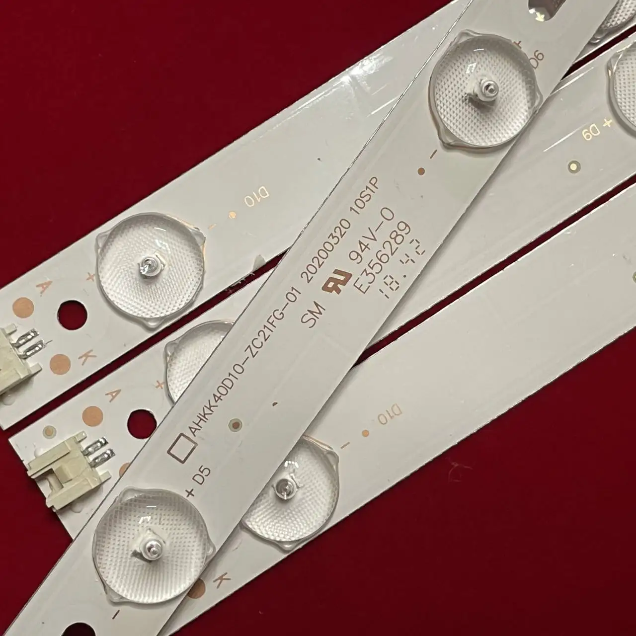 1 Satz = 4 Stück LED-Hintergrundbeleuchtungsstreifen 10 Lampen AHKK40D10-ZC21FG-01 303AK 400031   Für LED40F1120C LED-40B550 LED-40B900