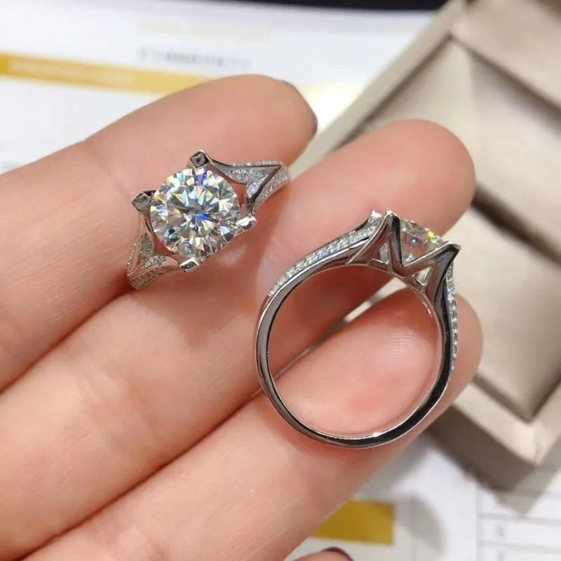 

New 925 Sterling Silver Ring Micro-Inlaid Simulation Diamond Couple Ring Woman Charm Jewelry Engagement Gift