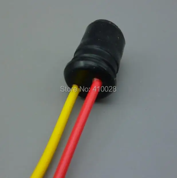 Picture 4: worldgolden T10 W5W Wedge Light Bulb Socket Connector Holder for Car Truck Boat Extension Accessories Car Styling