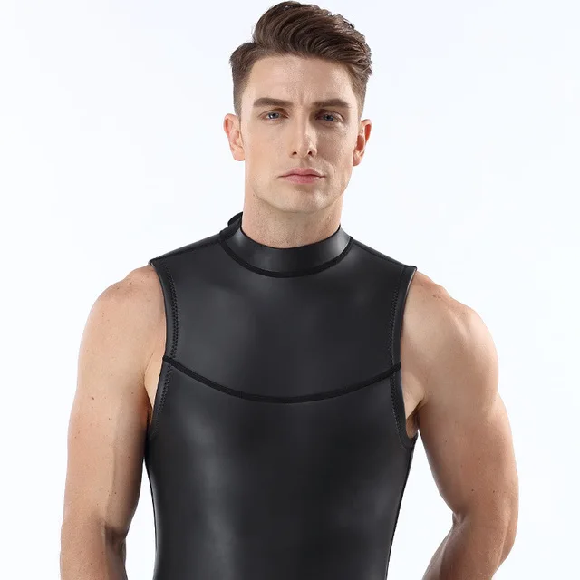 Men 2MM Short Sleeve CR Water Sport Neoprene Diving Suit One Piece Smooth Skin Ultra Elastic Snorkeling Warm Beach Surf WetSuit