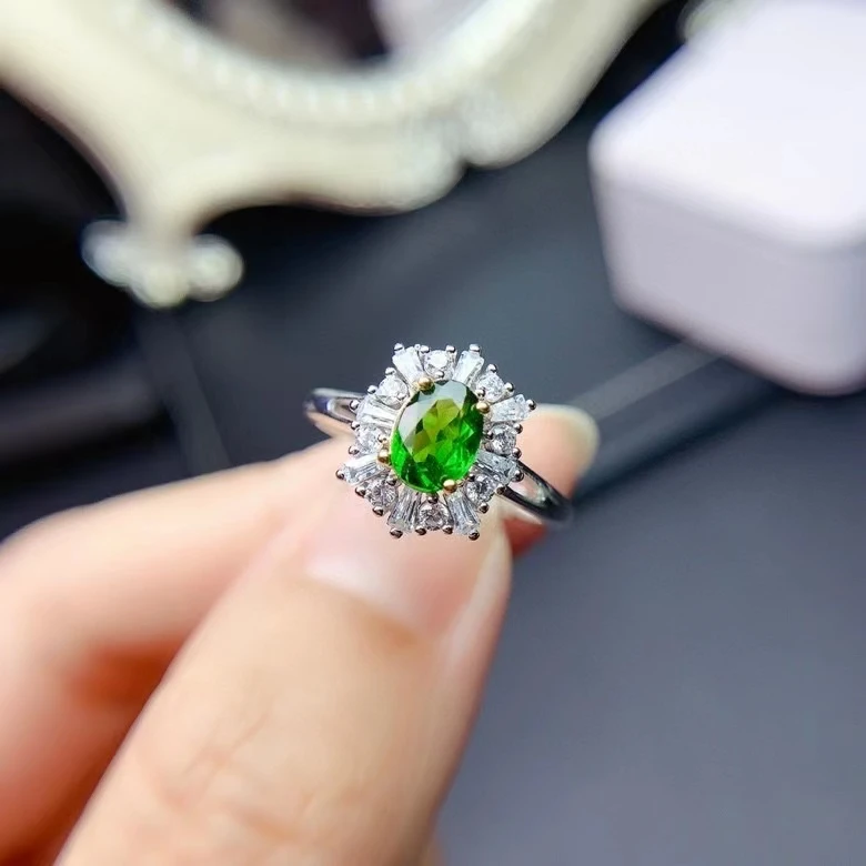 

Dazzling 925 Silver Gemstone Ring 5mm*7mm Natural Diopside Ring for Engagement Fashion Diopside Jewelry