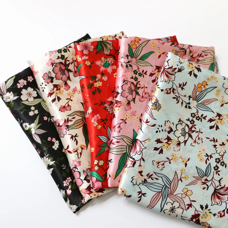 1 meter X 1.48 meter Soft Silky Satin Fabric Lining Scarf Robe Diy Material Retro Floral