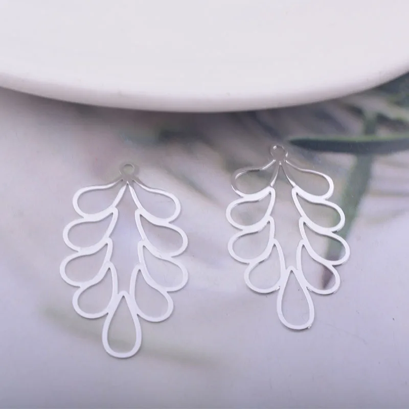 50 Stück AC10716 32*18 mm lackierter Messing-Blumenanhänger DIY Schmuck Ohrring-Zubehör – Detail 10