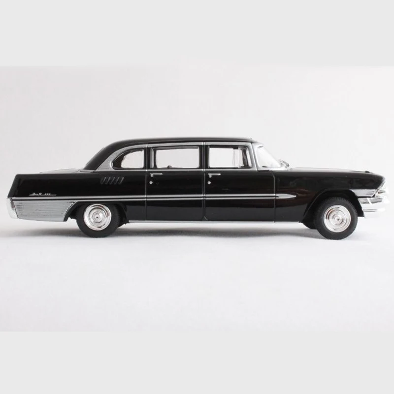 1/43 Russian Car Model Soviet Union Khrushchev\'s Jill ZIL 111G Static Collection Decorated Holiday Gifts Toys
