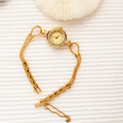 New Retro Diamond-studded Womens Watch Niche Light Luxury Small Dial Student INS Bracelet Waterproof Temperament Simple