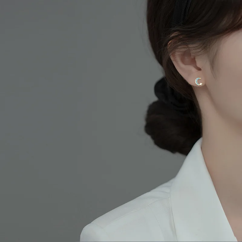 KAMIRA 925 Sterling Silver Korean Star Moon Shiny Blue Zircon Piercing Stud Earrings for Women Party Romantic Simple Jewelry 피어싱