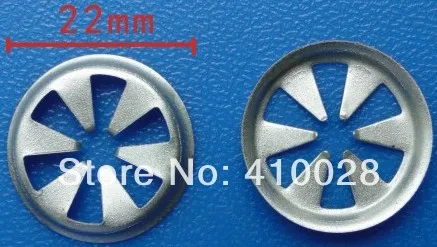 auto clip fastener  Wheel opening drive nut locator for ford