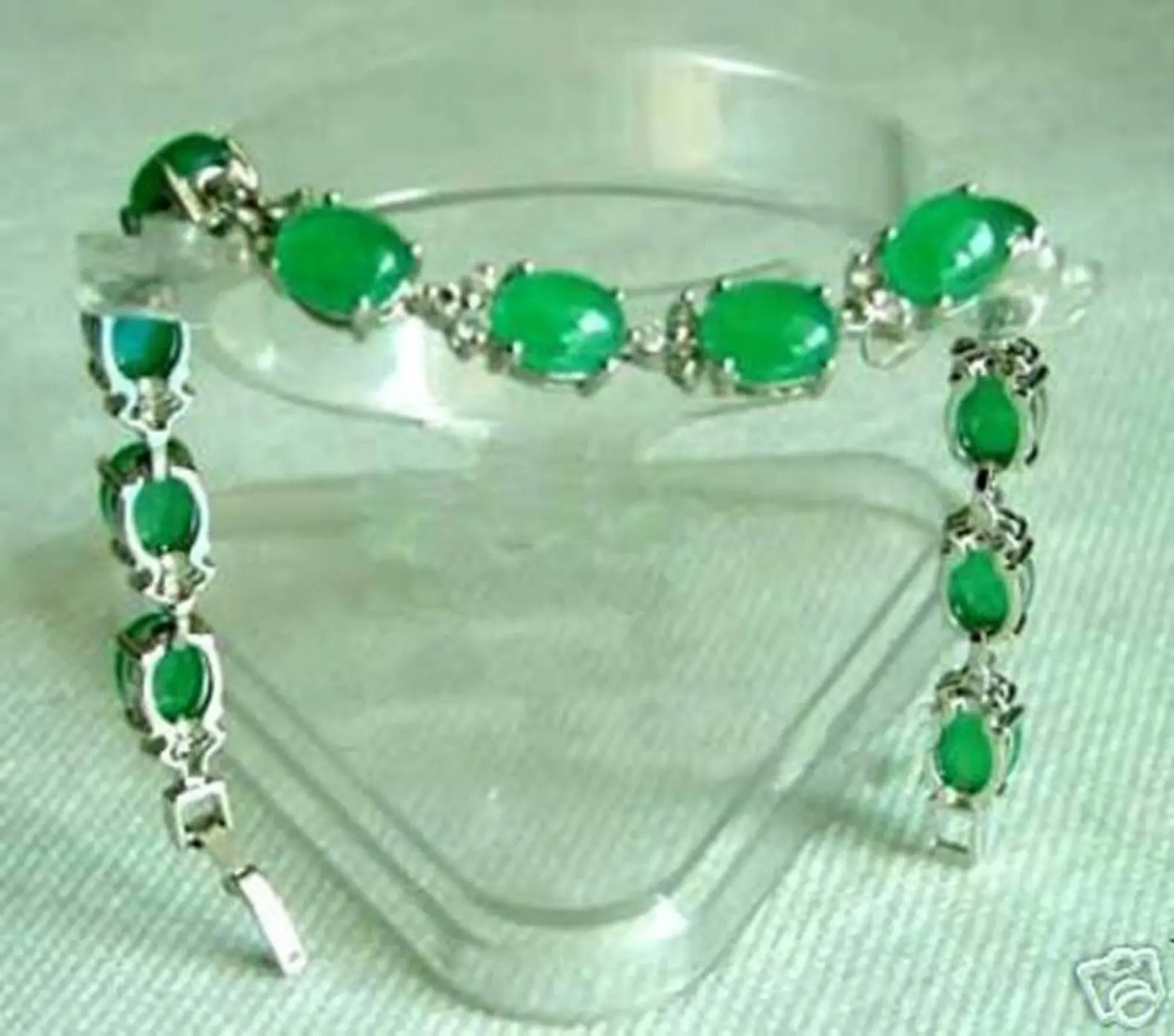 

Rare green jade bangle bracelet NR