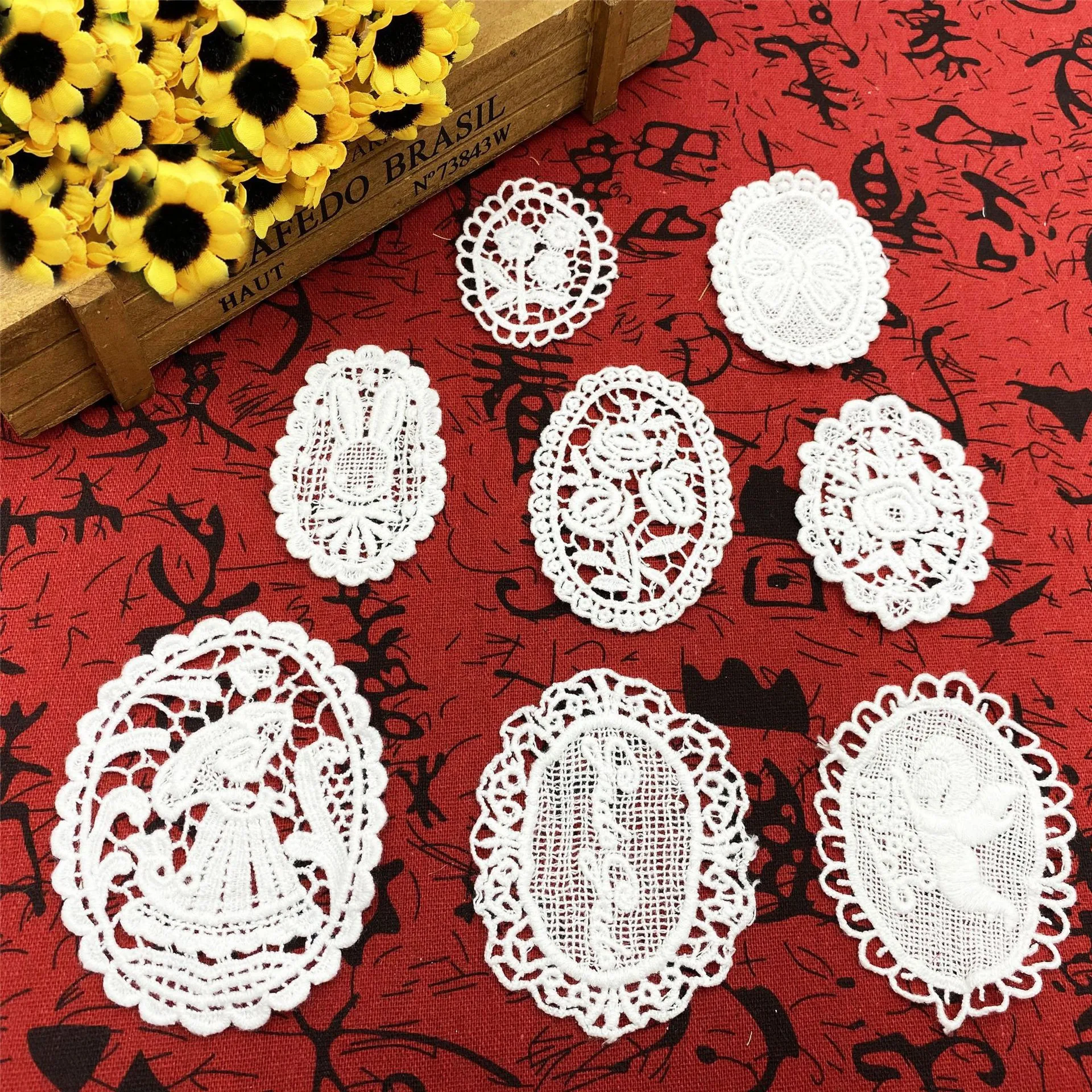 5Pcs/Lot White Cotton Thread Embroidery Fabric Lace Patch Trim Clothes Wedding Dress Diy Applique Scrapbooking