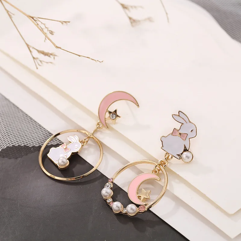 Korean Style Cute Rabbit Moon Star Pendant Asymmetry Earrings For Women Pearl Rhinestone Cat Bunny Animal Earring Party Jewelry