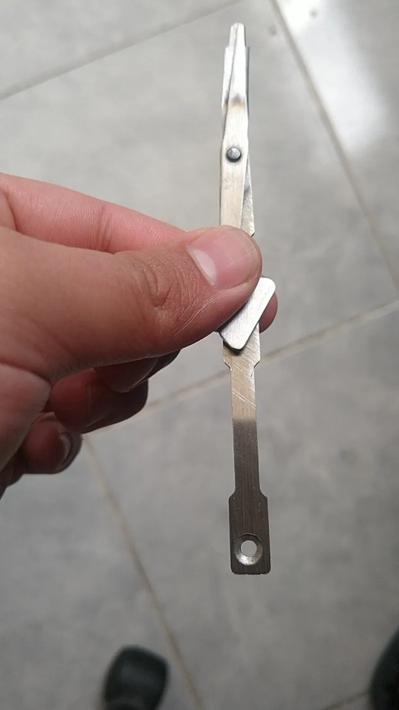 Cắt Đống Kéo Cho ZQ-II Điện Tay Tufting Súng Thảm Máy