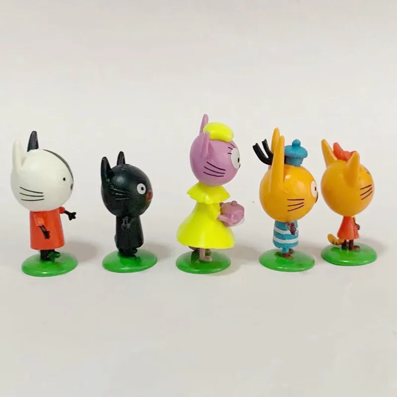 3-4cm kid e cats Action Figure giocattoli Happy Three gattini collezione di decorazioni Figurine modello giocattolo per bambini regali di natale