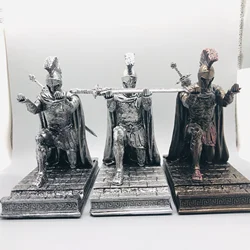 Vintage Decorative Spartan Warrior Statue Pen Holder Kneeling Armor Hero Boss Desk Desk Accessories Nordic Mobile Phone Holder