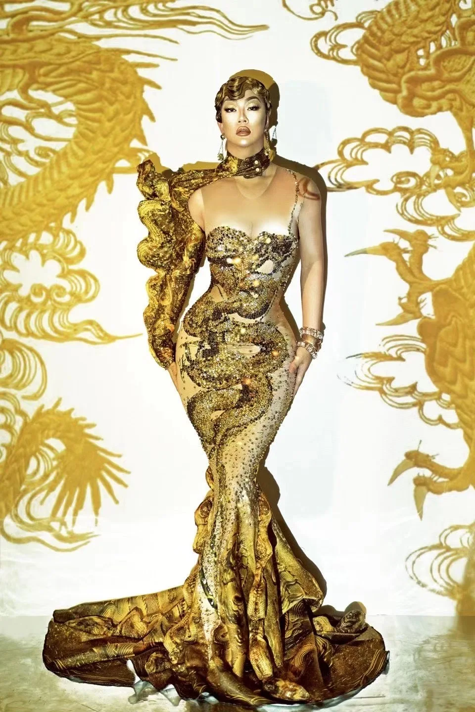 Golden three-dimensional dragon pattern shining rhinestone tuxedo celebrity party evening dress concert singer costume