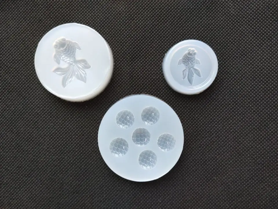 

1PC Fish Scale Fish Expoxy Necklace Jewelry Pendants Tools Crystal Scale Jewelry Resin Molds For Jewelry Making Tool