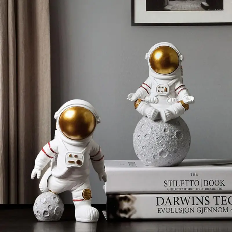 Astronaut Figurines Christmas Resin Spaceman Moon Sculpture Decorative Cosmonaut Statues Miniatures Gift for Kids Toy Home Decor