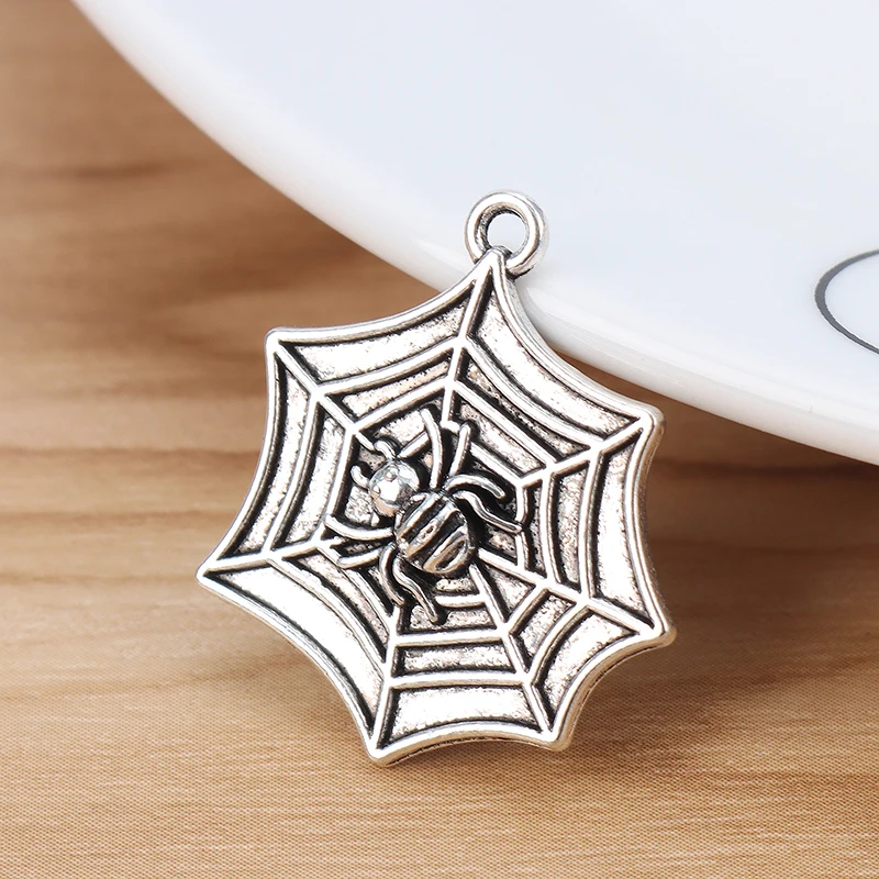 

20 Pieces Tibetan Silver Color Spider & Web Charms Pendants Beads for DIY Necklace Jewellery Making Findings Accessories 25x22mm