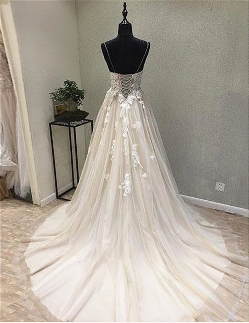 Ivory Evening Dress Spaghetti Straps A-line Applique V-neck Illusion Lace-up Back Sweep Train Prom Dresses платья знаменитостей