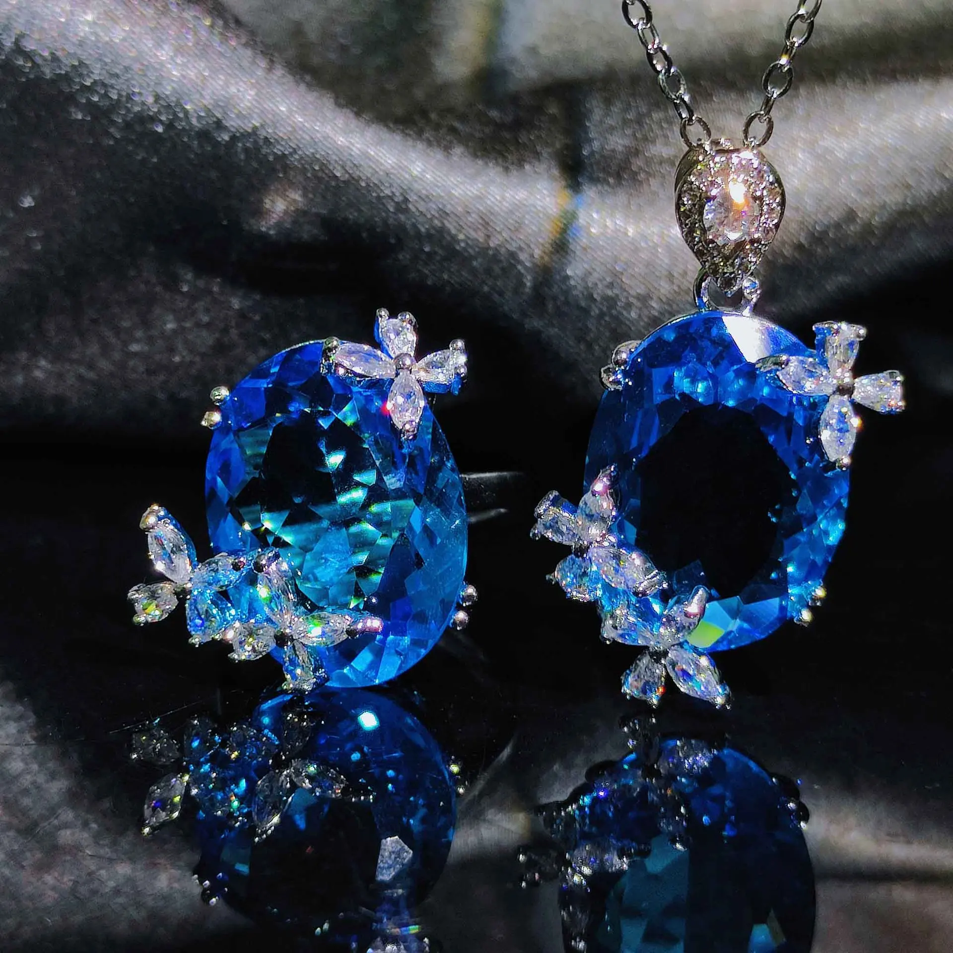 2pcs Charm Silver Color Jewelry Sets Blue Crystal Sapphires Imitation Butterfly Pendant Necklace Ring Women Fashion Party Gift