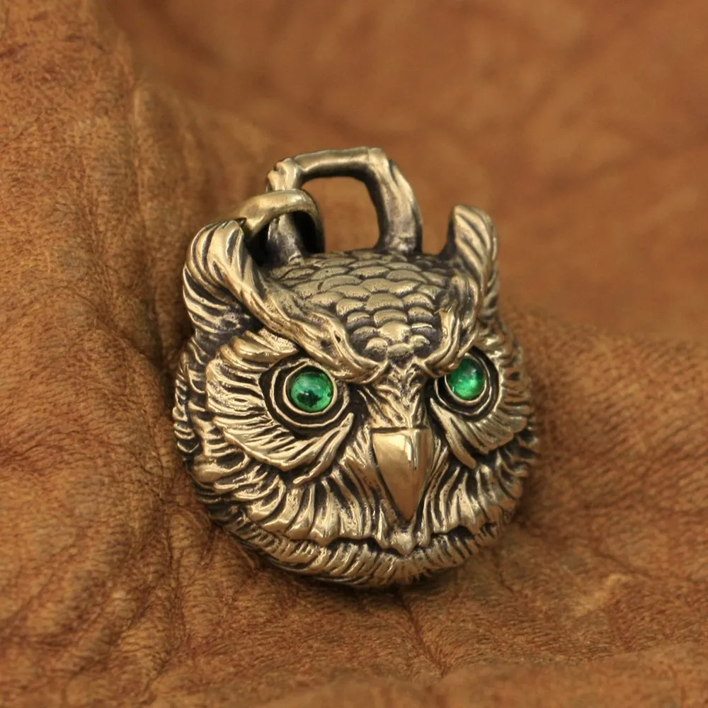 

LINSION Green CZ Eyes Details Brass Owl Pendant Mens Biker Punk Pendant BR277 JP