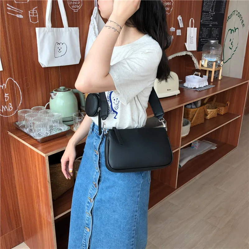 Vintage women Armpit bag luxury designer wide strap shoulder bag  female chain messenger bag leather ladies purses and handbags