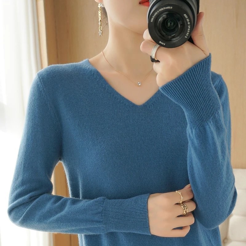 Women\'s sweaters sell well high quality cashmere fabrics latest V-neck women\'s cashmere sweaters