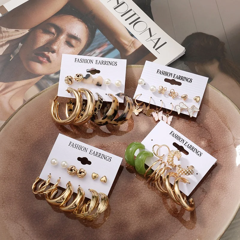 البوهيمي الأزياء الاكريليك ليوبارد جولة دائرة هوب طقم من الحلقان للنساء الذهب اللون فراشة اللؤلؤ إسقاط أقراط مجموعة مجوهرات