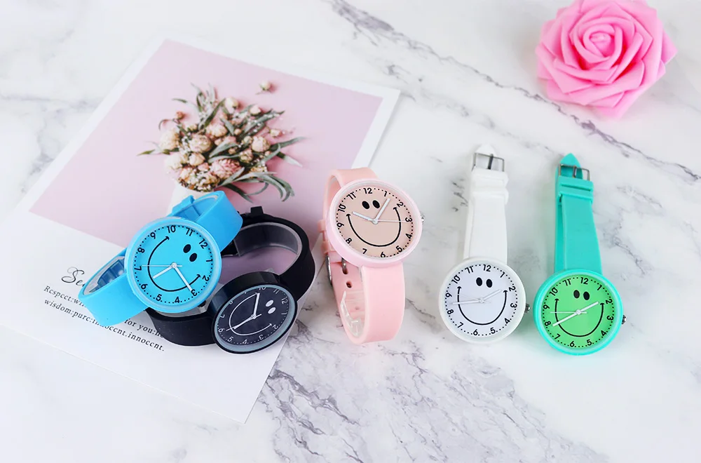 Fashion Dipotong Tersenyum Gadis Jam Tangan Anak-anak Rubber Strap Kuarsa Permen Warna Anak-anak Menonton Jam Tangan Clock Reloj Relogio Feminino