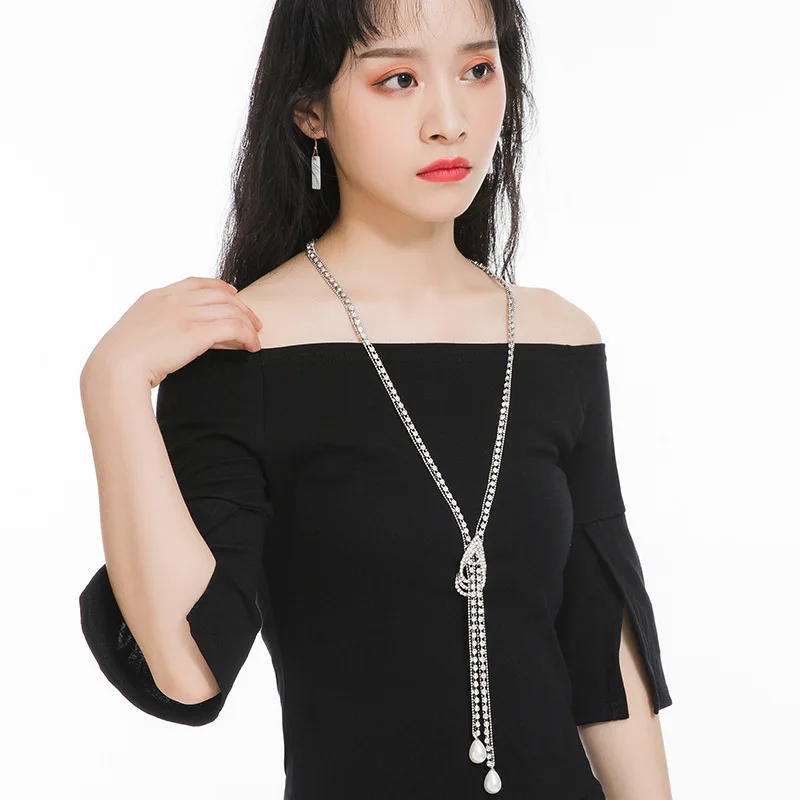 Autumn Winter Joker Long Necklace Women Graceful Tassel Rhinestone Pearl Sweater Chain Kpop Big Name Simple Neck Accessories