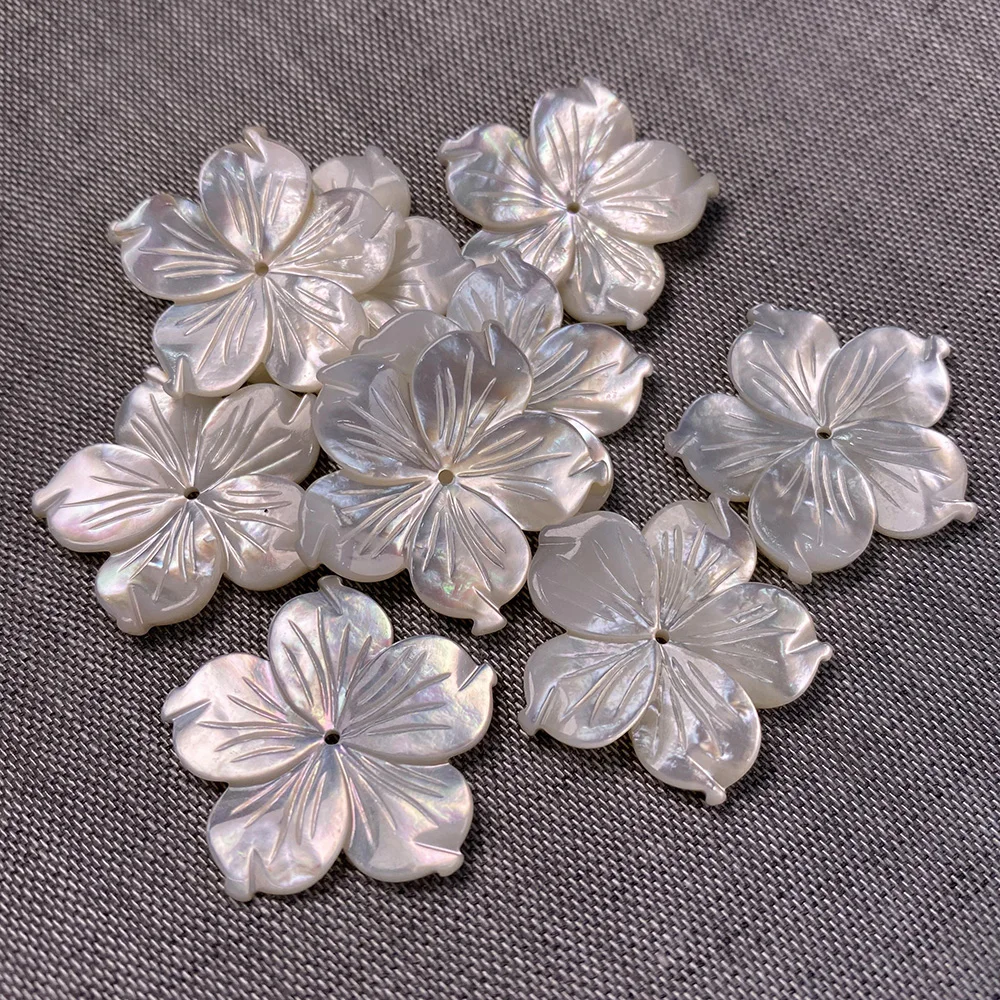 2Pcs Shell Beads Carved-flowered Accessories White Loose Shell For Jewelry Making Bracelet Earring Handiwork Sewing Accessory