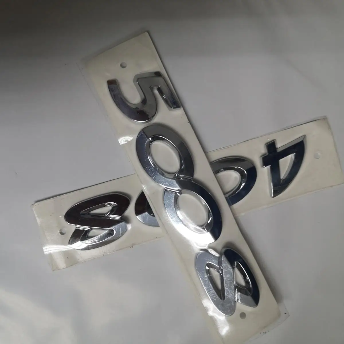 

Car Stickers Stickers For Car Accessories Auto Zubehor Adesi vi Auto For Peugeot 4008 5008 Emblem Car Accessories