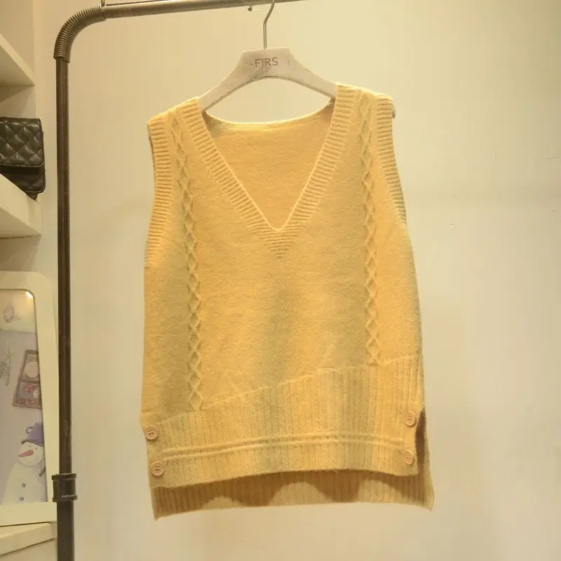 

Yellow RU Hemp Flower Fall V-neck Knit Sleeveless Sweater Easy Vest Loose Out Coat Lady Top Cloth for Girl Women Waistcoat