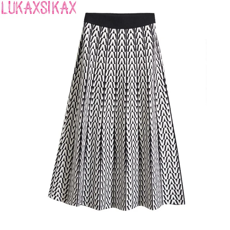 

LUKAXSIKAX New Autumn Winter Women High Waist Slim Long Skirt Fashion Color-blocked Retro Geometric Patterns Knitted Skirt