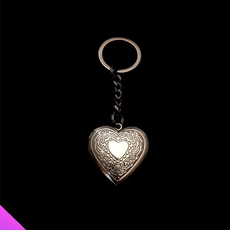 New keychain link heart and  flower heart-shaped photo frame  photo box stainless steel trinket pendant gift