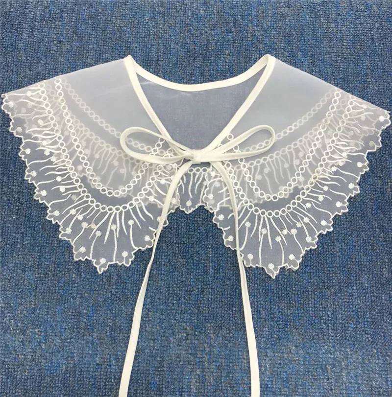 Women Detachable Lace Fake Collar Blouse Cloud Shoulder Doll Collar Embroidered Bow False Collar Clothes Shirt Accessories