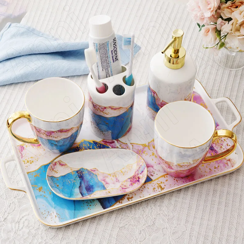 Creativity Flow of Gold Bathroom Accessories Set Ceramic European Modern Household Five Piece Set Wash Set Toothbrush Holder