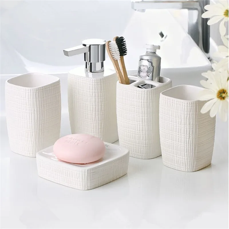 Bathroom Accessories Set Ceramic Soap Dispenser Toothbrush Holder Gargle Cups Soap Dish Bath Product 5 Pieces Set Free Shipping