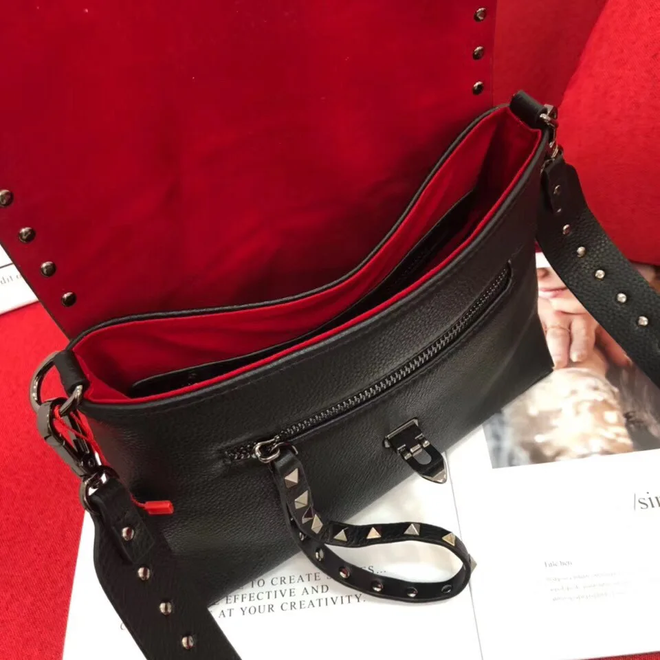 Fashion Genuine Leather Rivet Small Crossbody Bag Luxury Handbag Strap Black Women Shoulder Bag Commuter Bag 2022