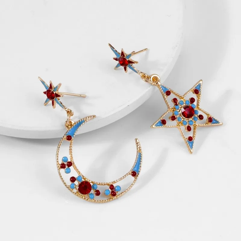 2020 Original New Star and Moon Earrings European and American Asymmetric Zircon Five-pointed Jewelry