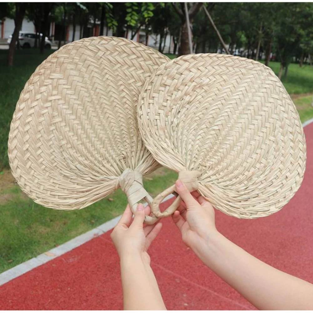 50pcs Chinese Style Handmade Fan Natural Hand Weaving Palm Leaf Fan Home Decor Vintage Cool Summer Fan