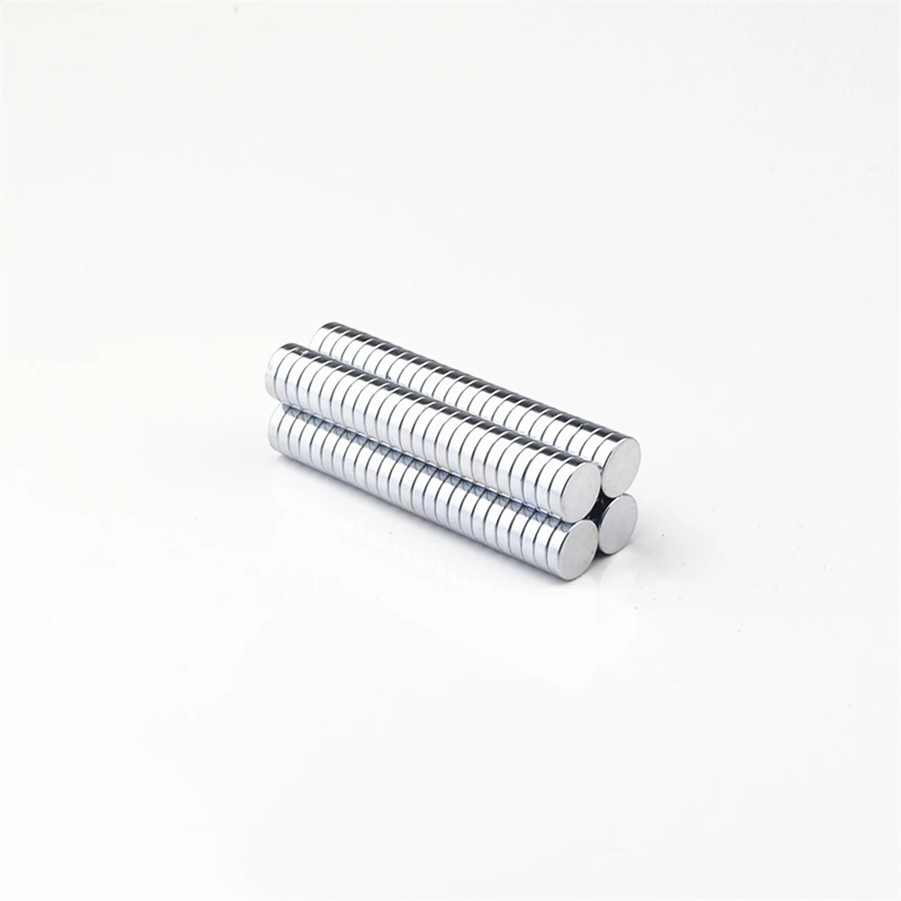 Cakram Dia12x3mm N50 Magnet Neodymium Kuat Permanen Bumi Jarang Magnet NdFeB Massal Magnet Neodymium Berlapis Nikel Bulat