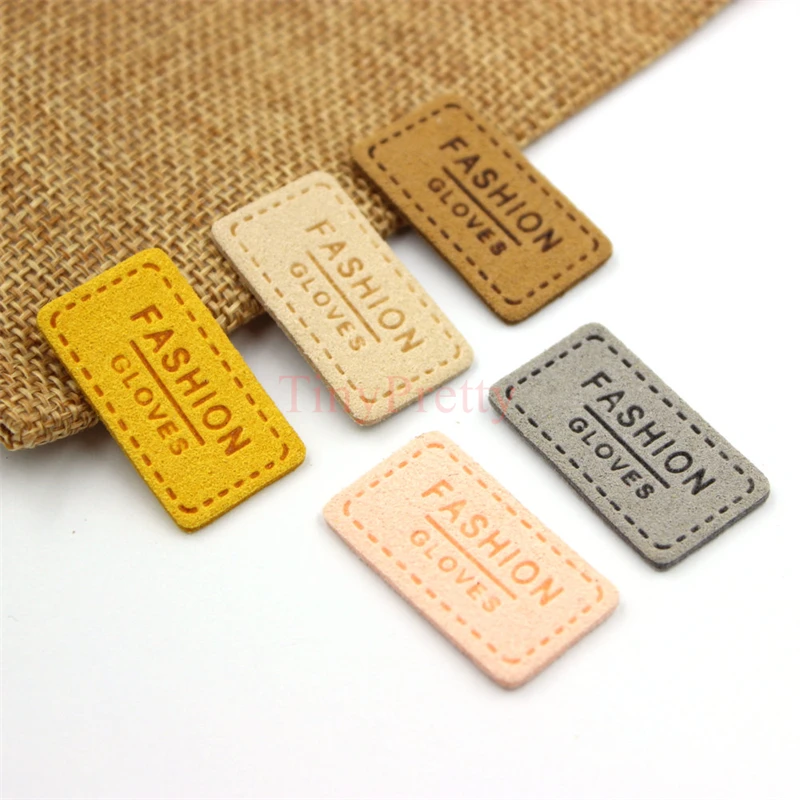 Étiquettes en daim doux en relief, 